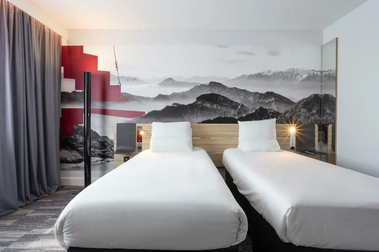Novotel Annecy Centre 4*,  France