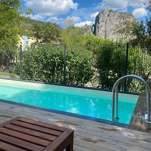 Campingplatz Frederic Mistral **