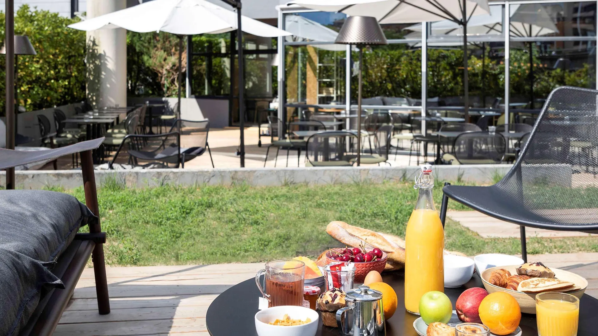 Novotel Annecy Centre 4*,  France