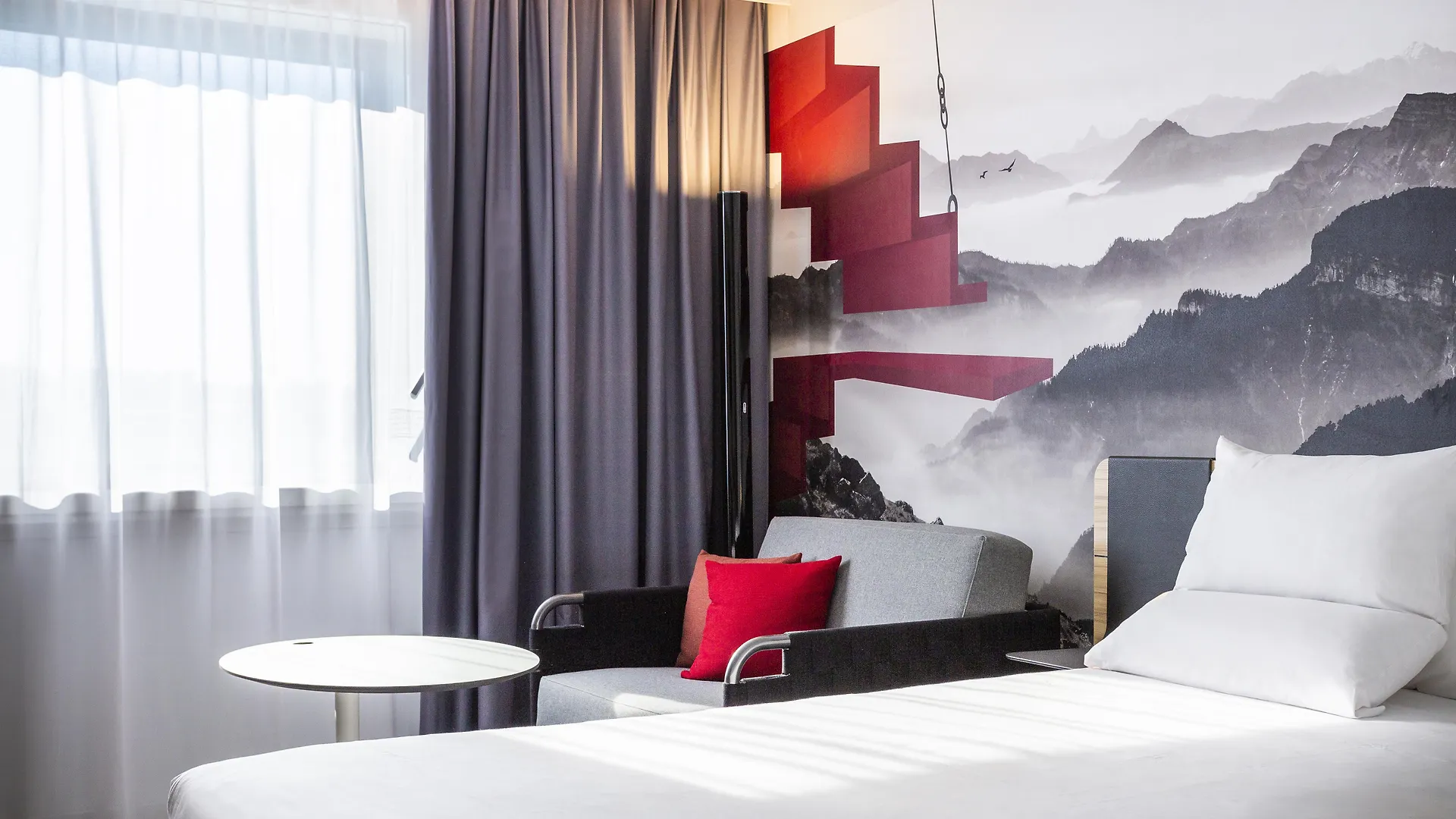 Novotel Annecy Centre Hotel